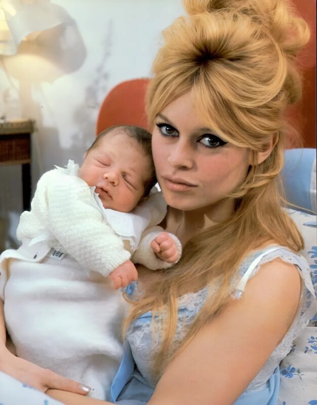 Syn Brigitte Bardot ma 65 lata: Był bardzo młody, kiedy go opuściła