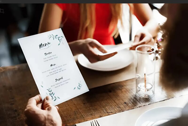 Dlaczego kelnerzy zabierają menu zaraz po złożeniu zamówienia?