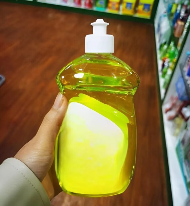 Nigdy więcej nie wyrzucisz korka od płynu do naczyń po odkryciu tego genialnego triku do kuchni