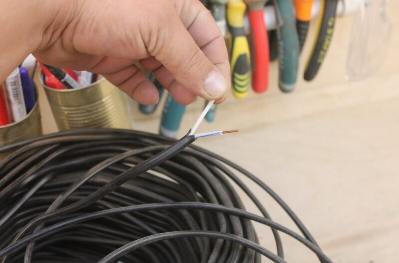 Nie wiedziałem, że mój śrubokręt testowy może to zrobić – elektryk ujawnia swoje sekrety