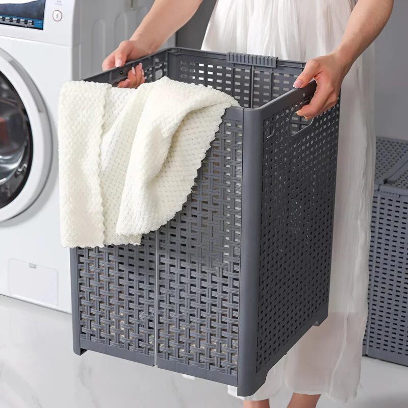 Moja teściowa ciągle przynosiła do mnie ręczniki i pościel do prania – to, co odkryłam, odebrało mi mowę